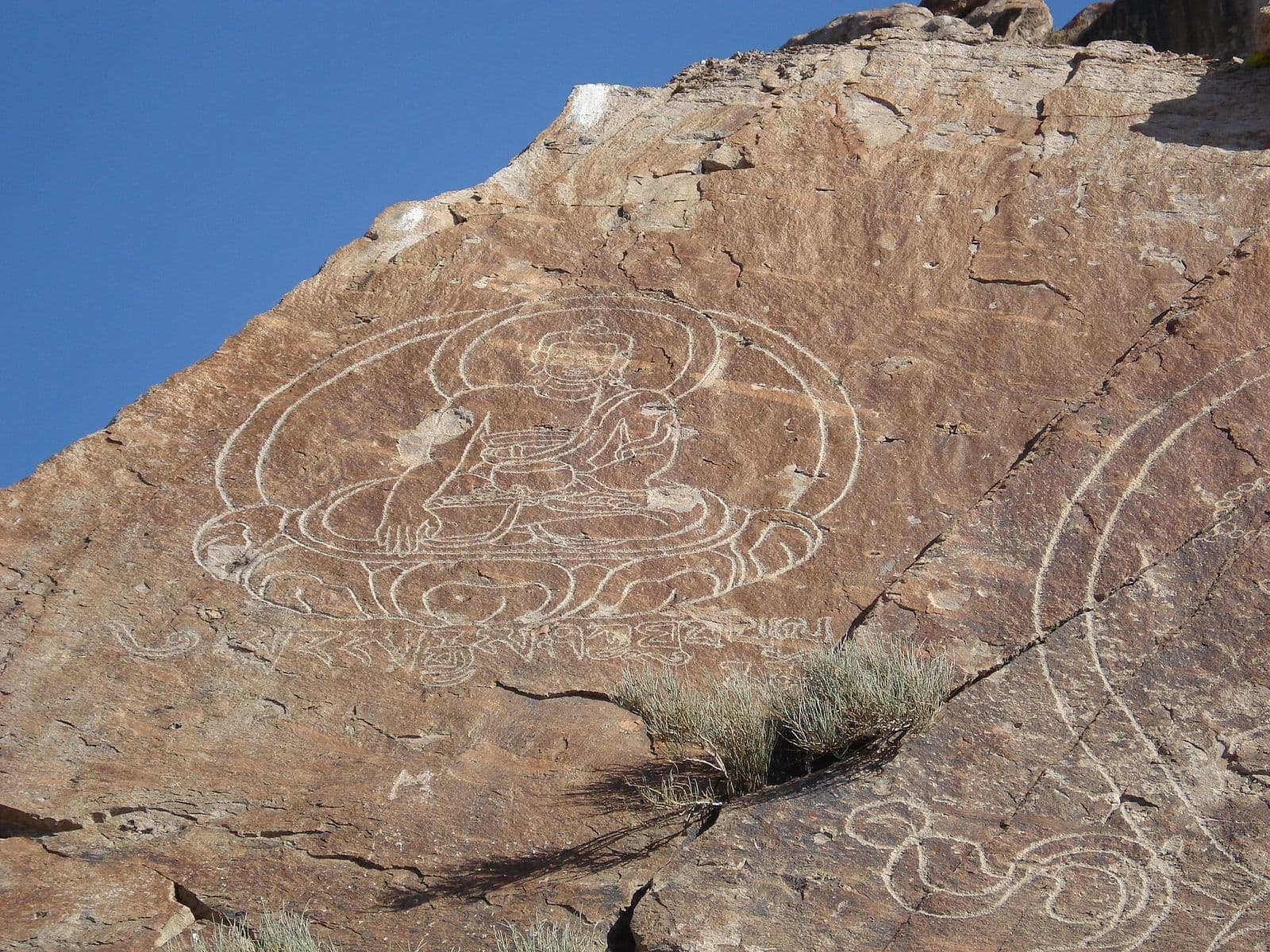Tamgʻali-Tosh qoyalari, Ili daryosi boʻyi